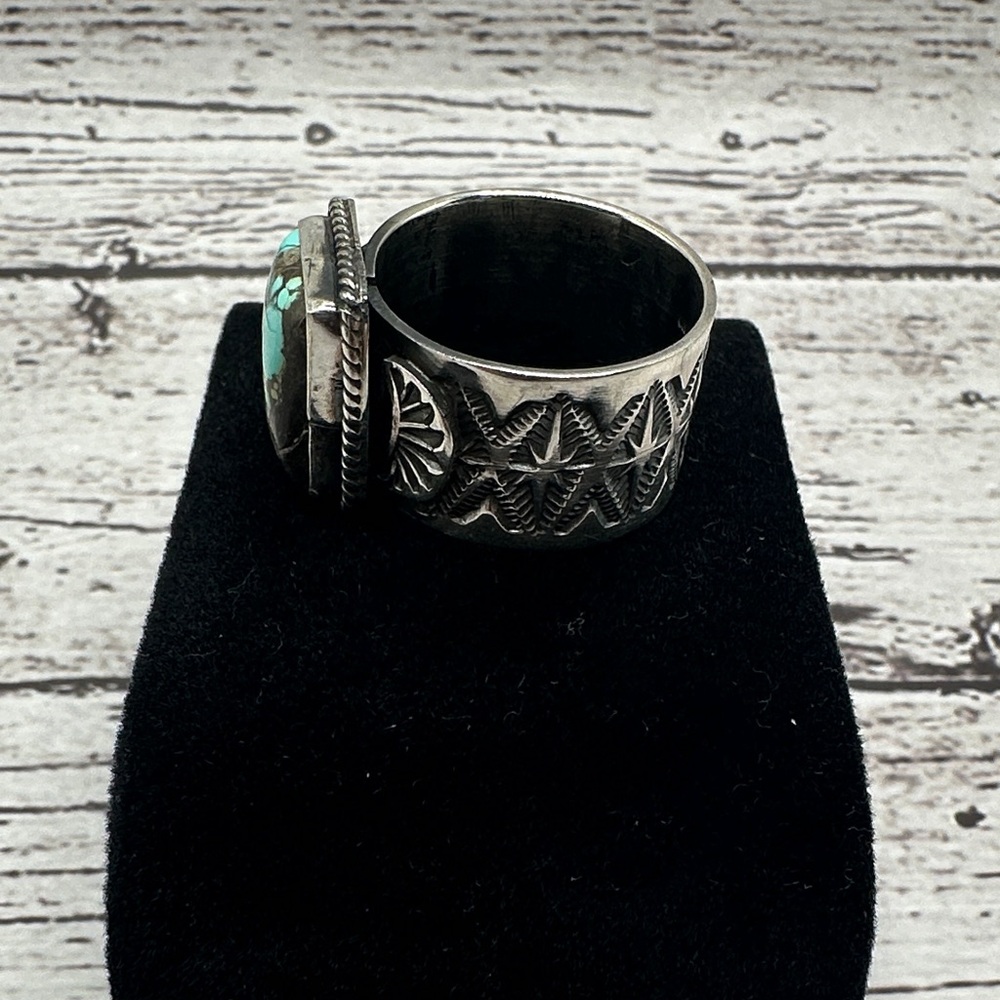 Sterling Silver Thunderbird Turquoise Ring - Brendan Cadman - Picture 5 of 5